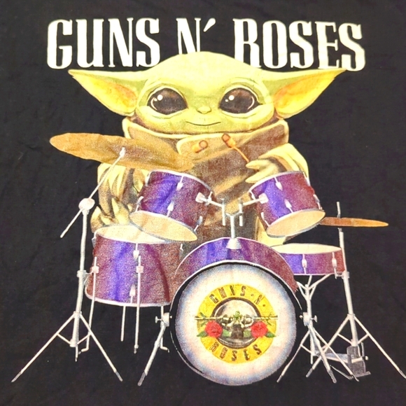 Grogu/Guns N' Roses graphic tee - Picture 1 of 5